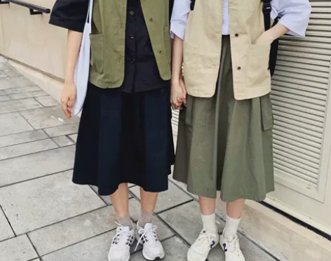 工装风A字裙军绿色松紧腰 腰围 60-86...