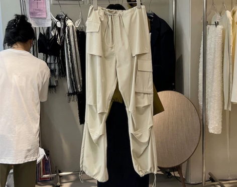 休闲裤女秋 新款高腰抽绳收腰工装裤大口袋炸...