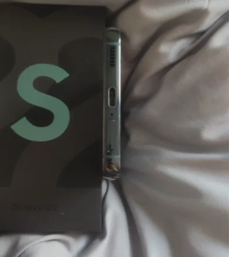 三星s22，8+128，11月30日激活，...