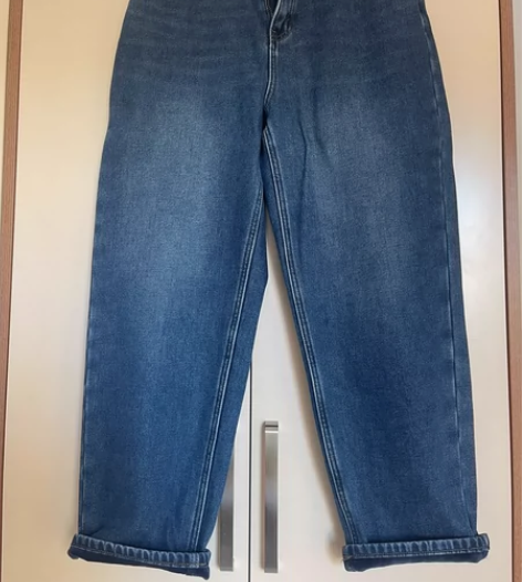 9.8成新檀色加绒牛仔裤，2.4腰围以内均...