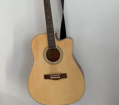 出吉他，200，送弦，背带，变调夹，琴谱一...