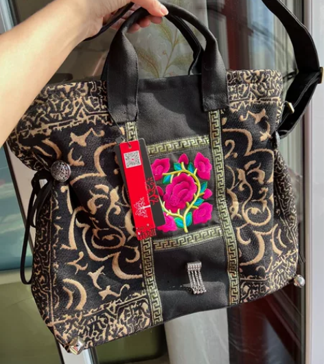 全新带吊牌！民族风中国风女士单肩手提包斜挎...