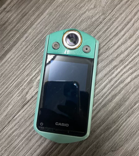 卡西欧tr350 原价6000多购入 除图上瑕疵外一切正常 ...