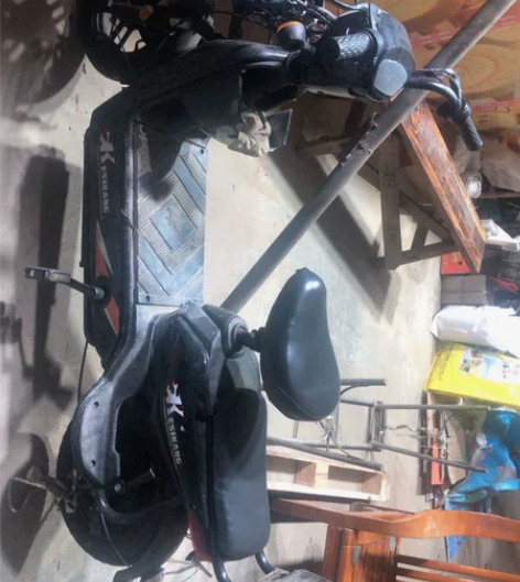 单售车壳，带充电器，有意者dd，仅限自提，...