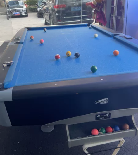 九球 台球桌。低价出售 感兴趣的话点“我想...