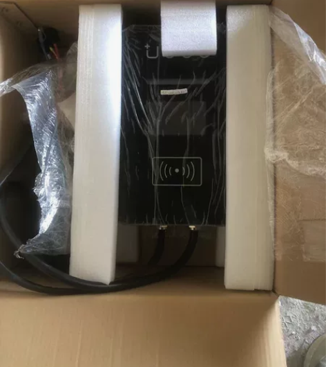 7kw全新的交流充电桩,刷卡启动,5米的充...