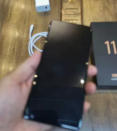 出自用小米11ultra 12+512 黑...