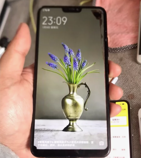 vivo  y58a ，4+64内存，屏幕...