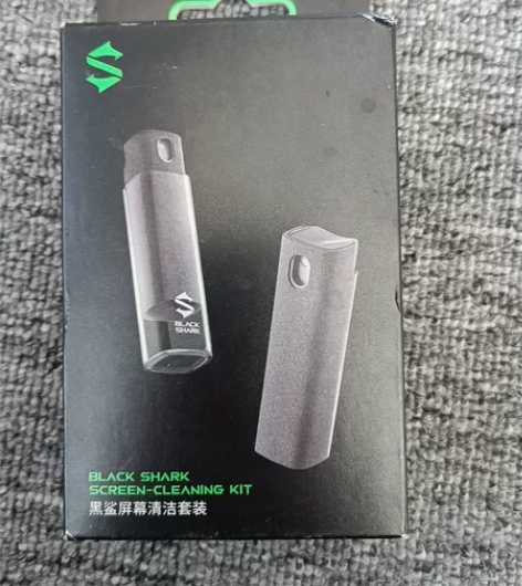 全新未拆封的黑鲨屏幕清洁套装抑菌版 手机电...