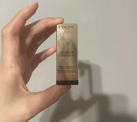 兰蔻菁纯精华凝乳5毫升,专柜赠品拆出,出5...