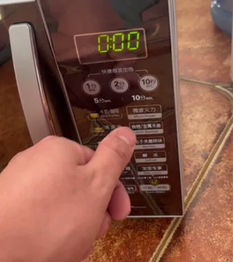 美的微波炉,陶瓷内胆,非常新,功能齐全,保...