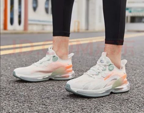 出售乔丹男鞋咻-轻速科技跑步鞋男士轻便运动...