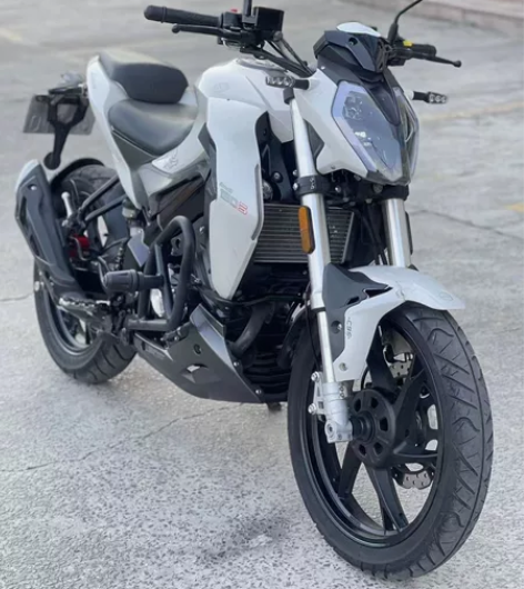 贝纳利小迅龙，19年，1.5w公里，有倒无...