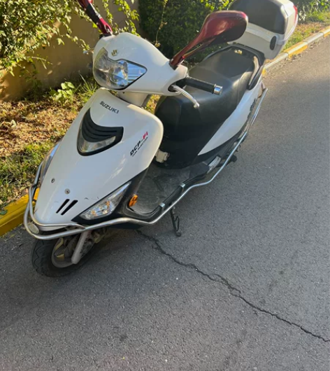 铃木豪爵125 ，2017年4月初次上牌，...