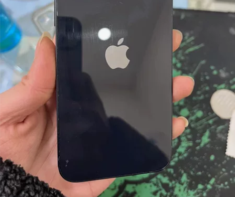 国行12黑色，128g 9.8新～ 无拆修...