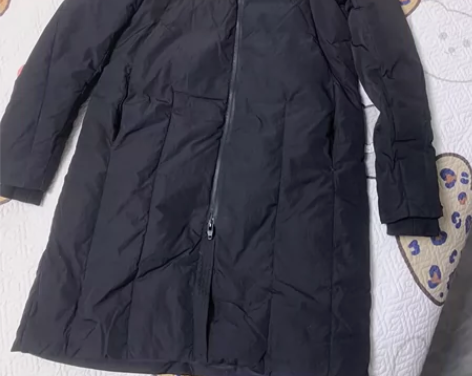 清闲置,购于万达,男士长款羽绒服,140斤...