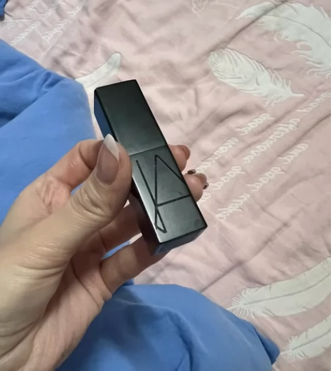 nars方管口红 色号如图！余量如图！