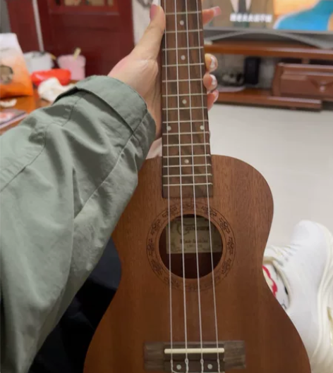 尤克里里 没弹过 感兴趣的话点“我想要”和...