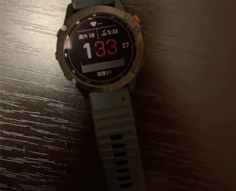 佳明(GARMIN)飞6太阳能旗舰版运动手...