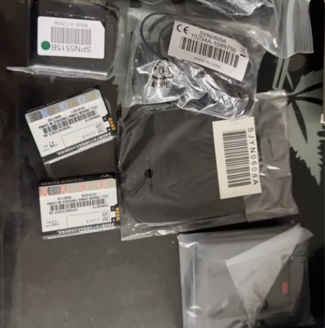 摩托罗拉MT810经典翻盖手机，库存机，配...