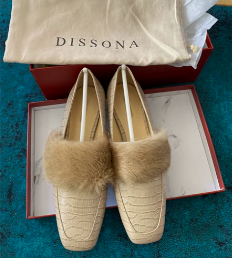 迪桑娜 单鞋 36码 全新  适合瘦脚，小...