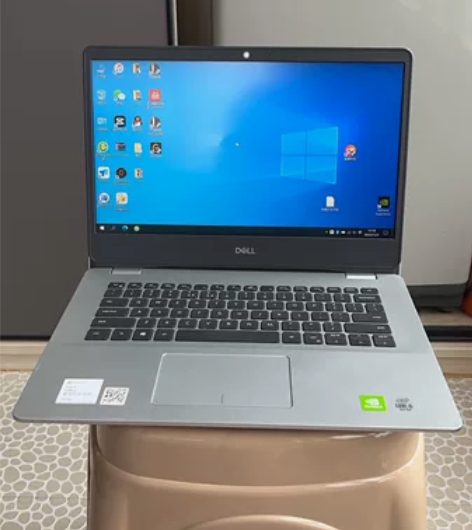 戴尔5493 笔记本 14寸  10代I5...