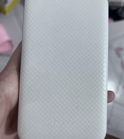 华为荣耀充电宝，10000毫安，安卓充满两...