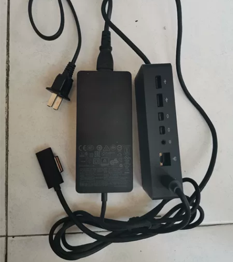 surface原装扩展坞 带配套电源  闲...