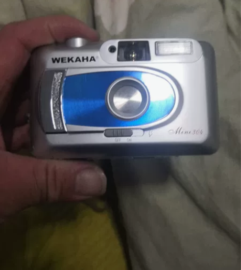 30年前的卡西欧相机没有任何毛病，正常使用...