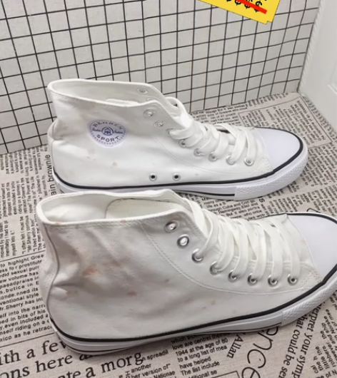 【43】付邮送白色人本高帮帆布鞋43码,由...