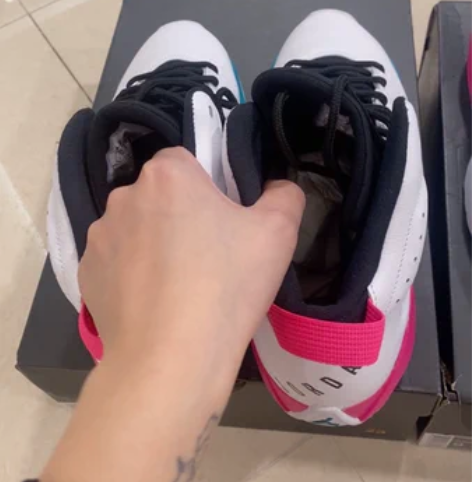 乔丹 乔6 有2双,一双42.5一双43,...