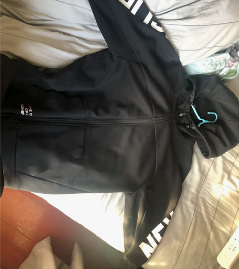 特步的XTEP 买了很久了一直在闲置，没穿...