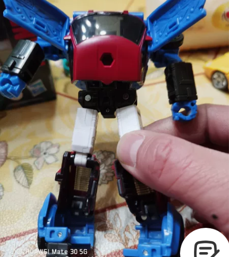 变形金刚地出烟雾，变了一次。武器配件没取出...