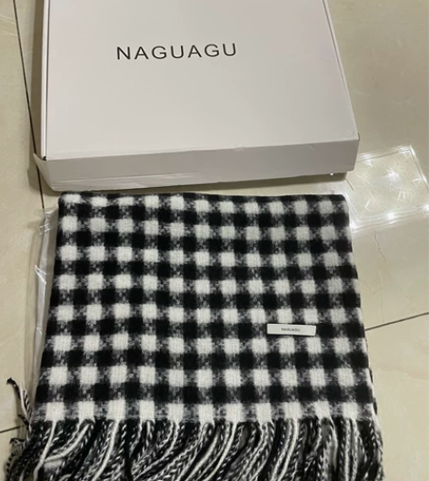 围巾南瓜谷家 经典黑白格，全新