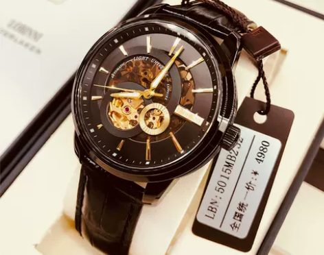 LOBINNI/罗宾尼 腕表 几乎全新，时...