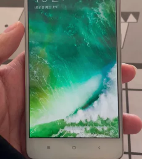 小米4LTE版（移动版），支持4G网络，运...