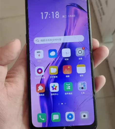 OPPO a8正常使用外屏裂，有背光，4+...