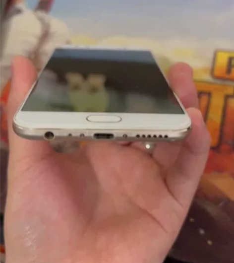 vivox9,自己的第一台像样点的手机,换...