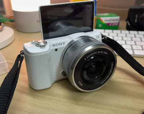 索尼a5100 微单套机 成色如图噶 实拍...