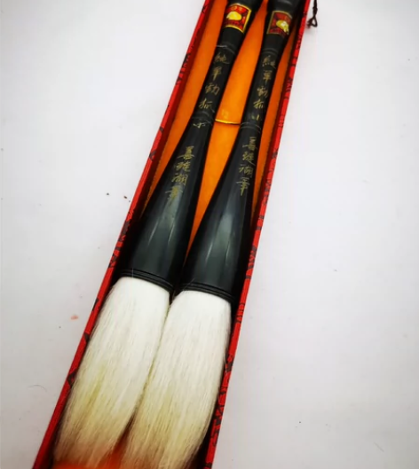 精品80年代老斗笔2支,牛角细嫩光峰斗笔。...