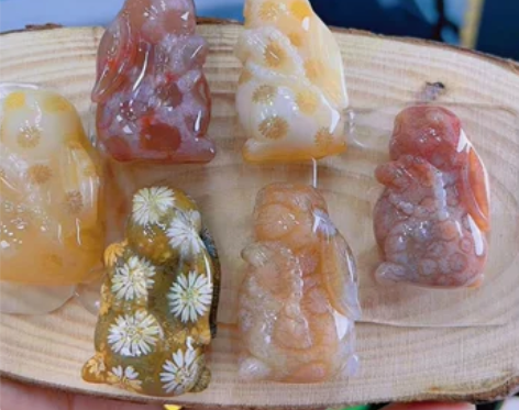 言言精品珊瑚玉天然珊瑚玉 佛系兔 吊坠