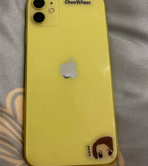 iPhone 11 国行 128g 19年...