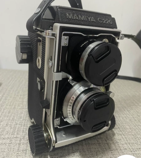 Mamiya C220 2.8 胶片相机中...
