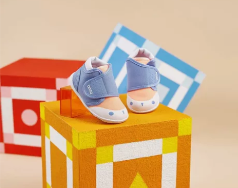 安踏学步鞋，购于唯品会，购买记录如图所示。...