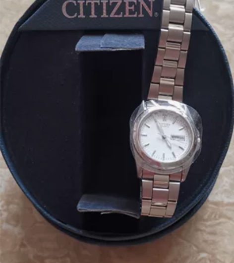 citizen西铁城全新手表 感兴趣的话点...
