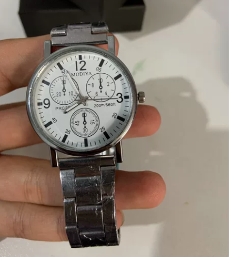 公司抽奖送的Modiya钢带石英手表； 全...