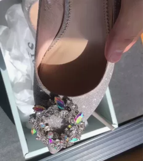 ST##amp；amp；STA钻石高跟鞋星...