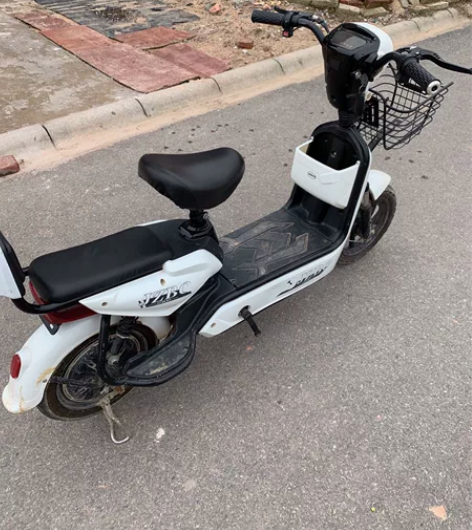 小电动车48V12A,加州豹新国标电车48...