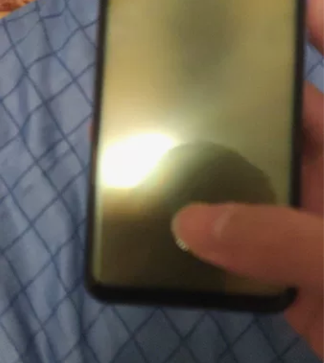 小米9se 6+64屏幕不知道为啥待机...