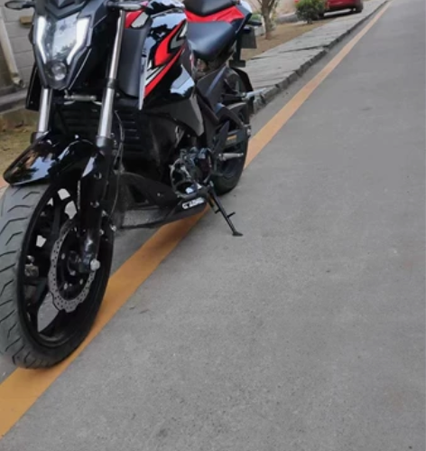 国威  200cc无倒无摔 一直上下班用    20年的车成...